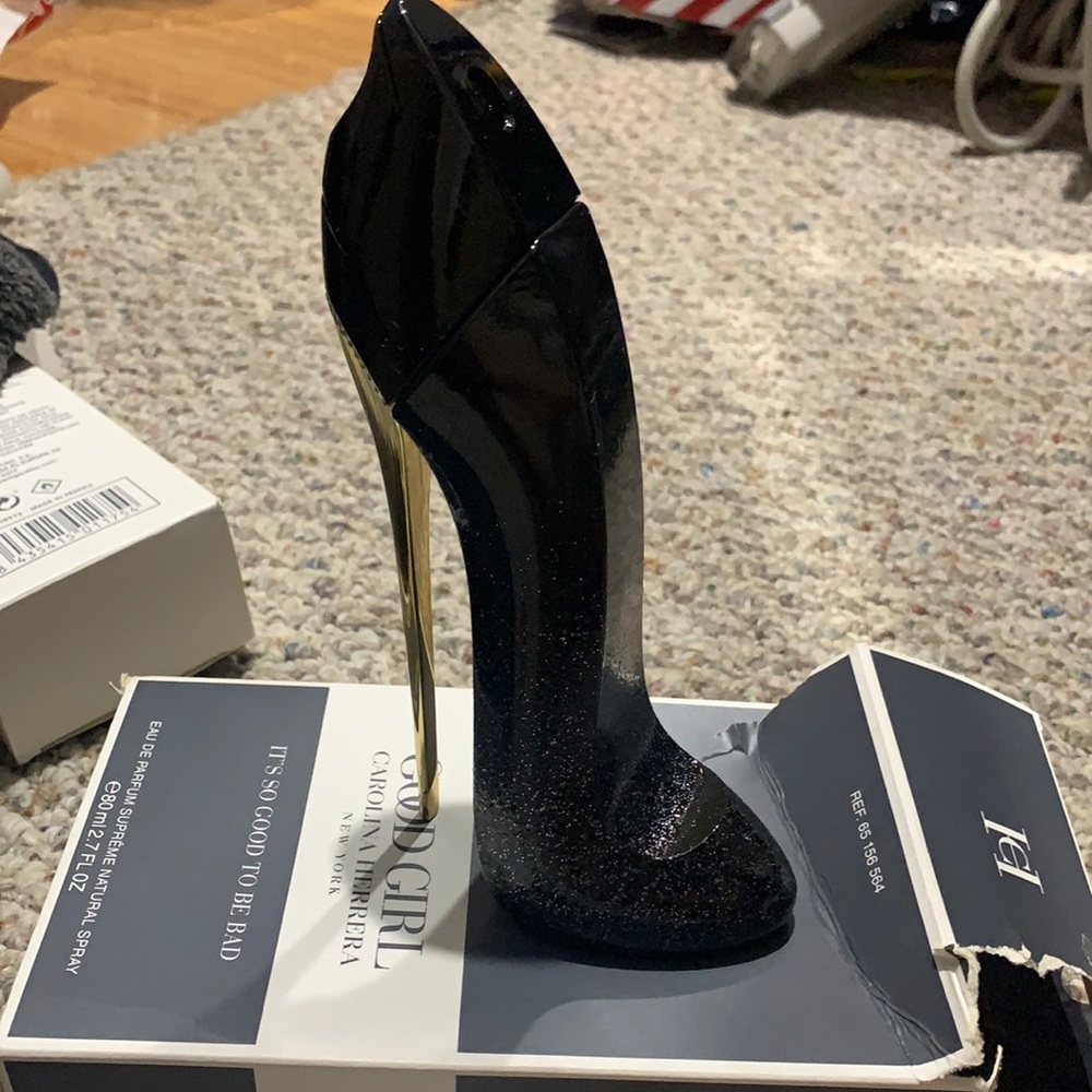 Good Girl Supreme by Carolina Herrera 2.7 oz